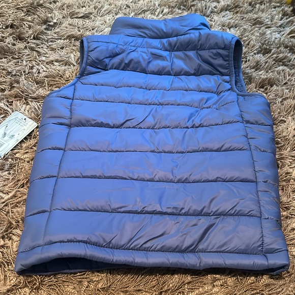 BNWT GOAT USA fleece vest Youth Medium - Picture 3 of 3